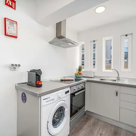 Apartment Panoramic Sea Views & Balcony Bbq By Hostwise Albufeira