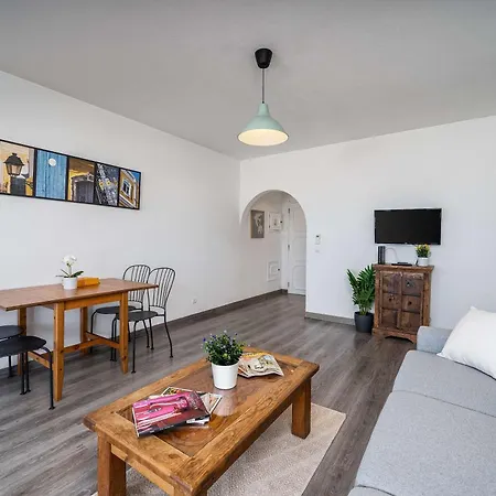 Panoramic Sea Views & Balcony Bbq By Hostwise